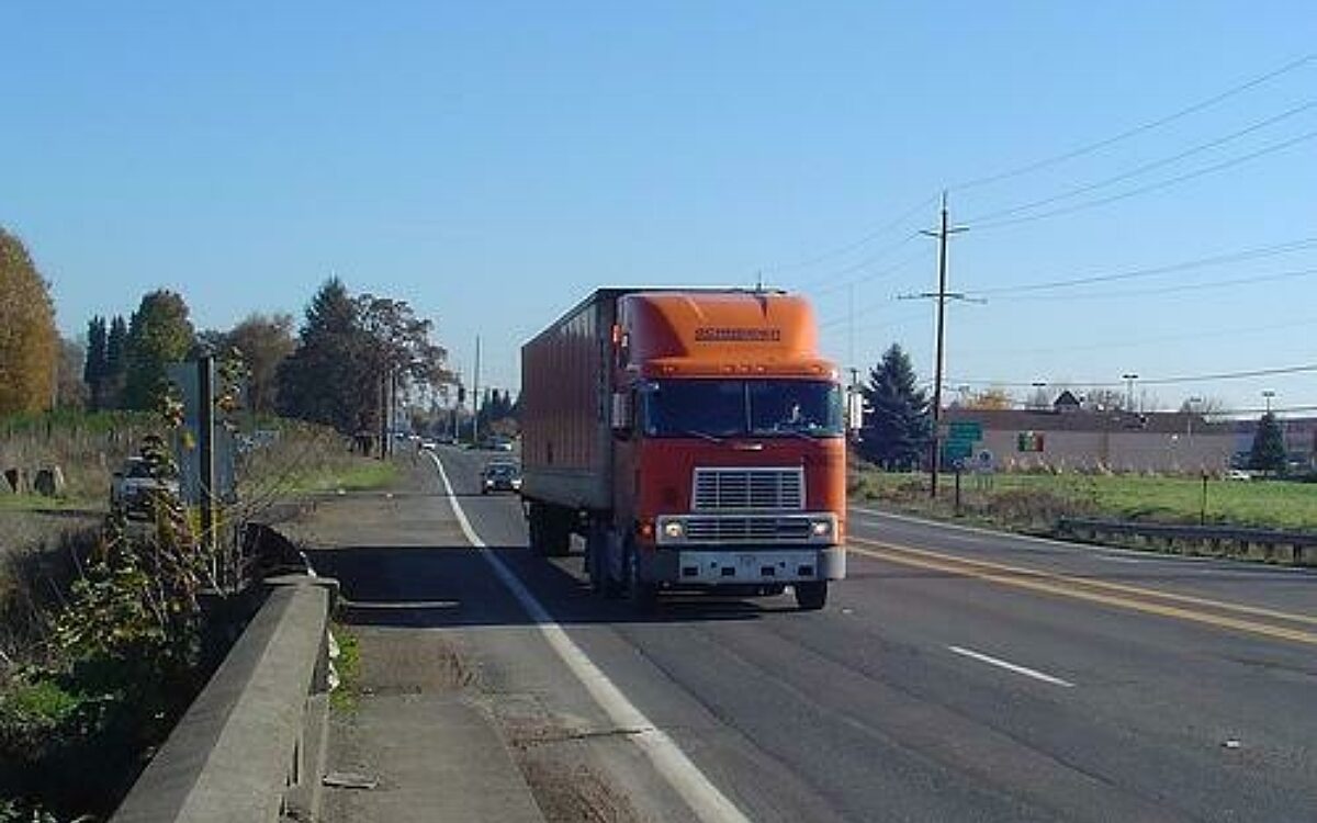 1372318754truck 1372318754truck